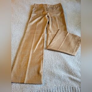 B2G1 3/$20 Limited gold Cassidy Fit Trousers. Size 8